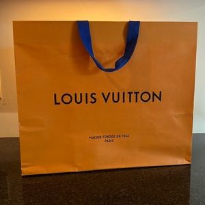 Louis Vuitton - Large paper bag